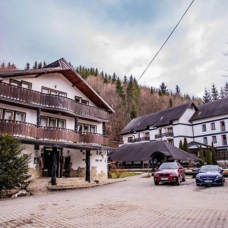 苏恰维塔 Casa Octavian酒店 外观 照片