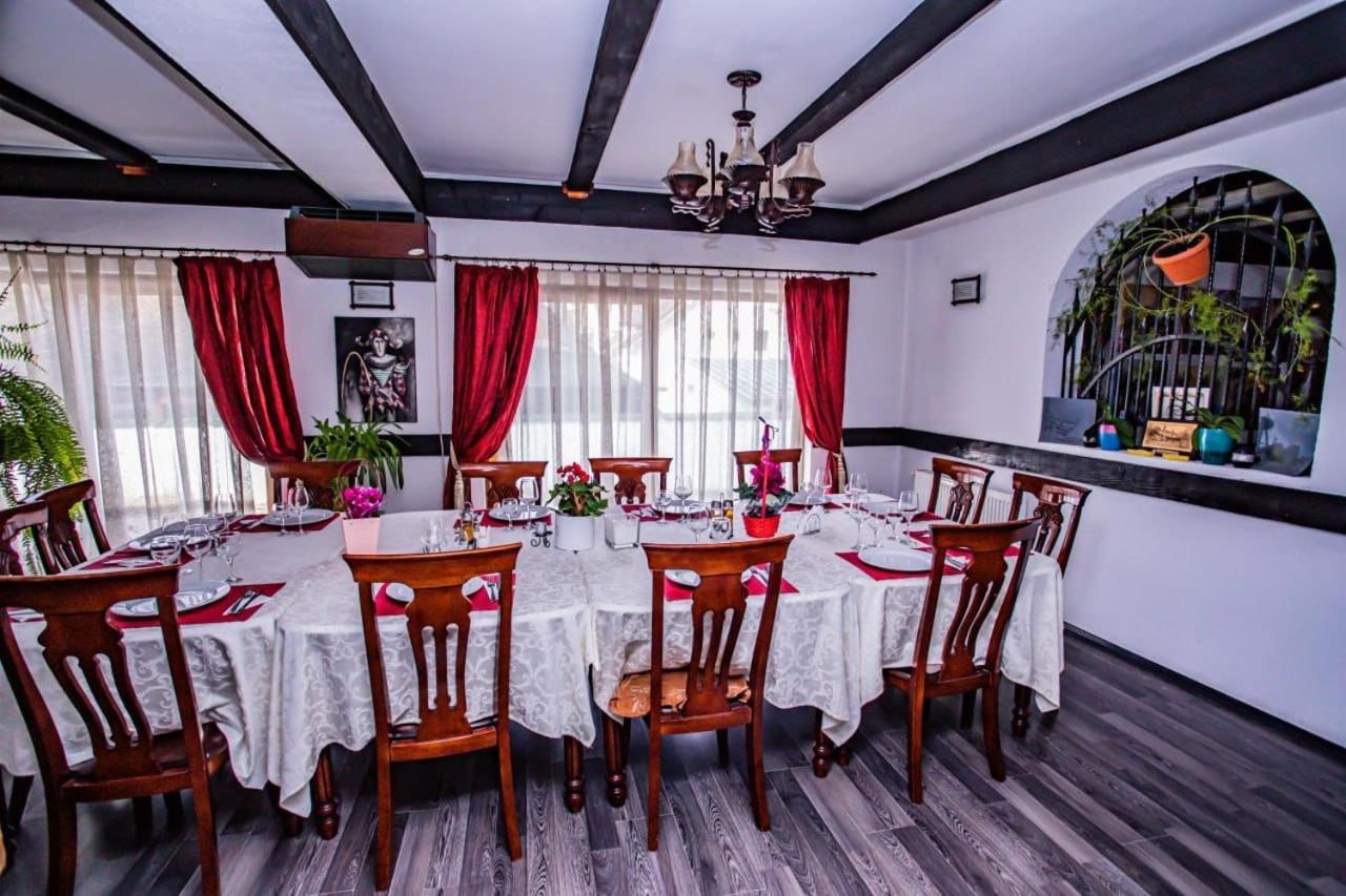 苏恰维塔 Casa Octavian酒店 外观 照片